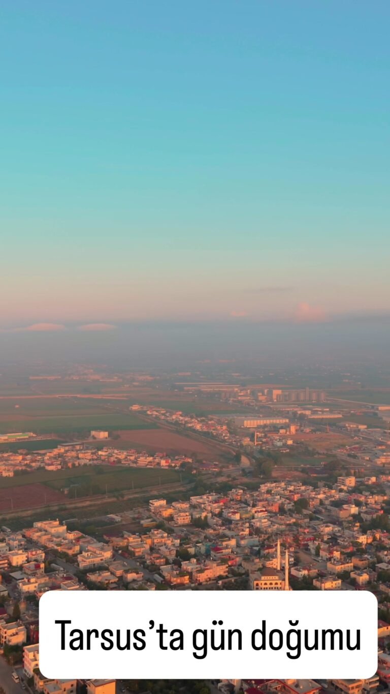 Tarsus Üniversitesi’nde Mezuniyet Coşkusu: 1100 Öğrenci Kep Attı Tarsus Üniversitesi…