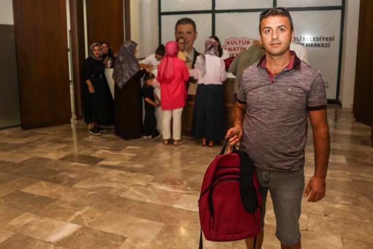 Mersin Büyükşehir Avrupa Hareketlilik Haftasında Öğrencileri Bisikletle Buluşturdu