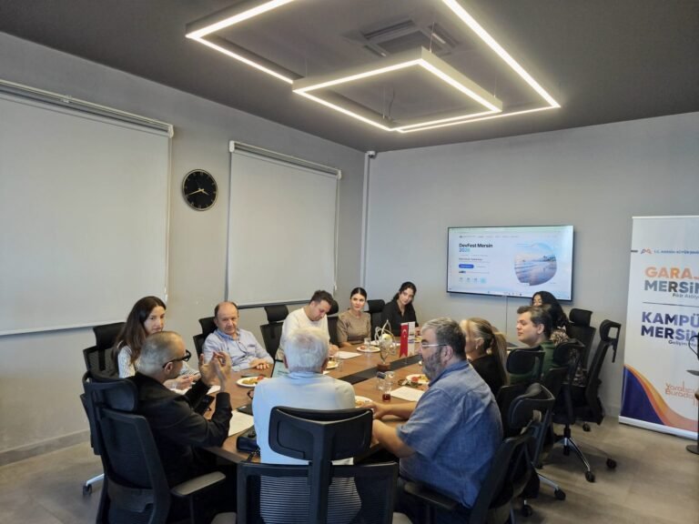 Mersin Büyükşehir Evde Bakım Hizmetiyle Recep Avcı’nın Yaraları Sarılıyor