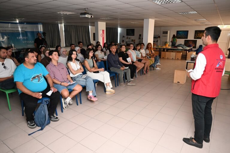 Mersin Büyükşehir Zeytin Fidanları Ürün Verdi Karaisalıda Hasat Sevinci Yaşandı