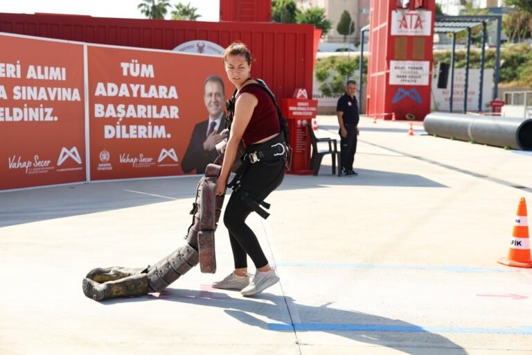 Mersin Büyükşehir Sanat ve Fotoğraf Söyleşileri Başladı
