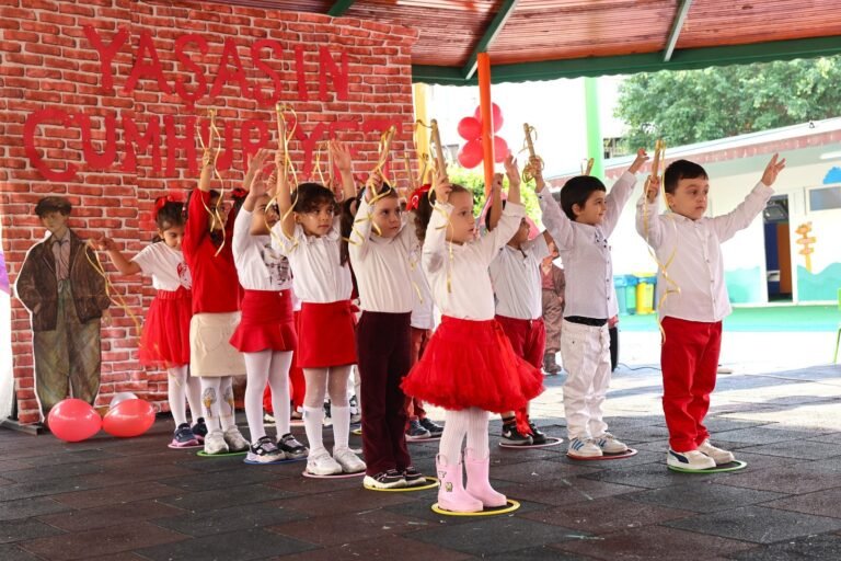 Mersin Büyükşehir Tarımsal Destekleri Erdemli ve Silifke’de Üreticilerle Buluştu